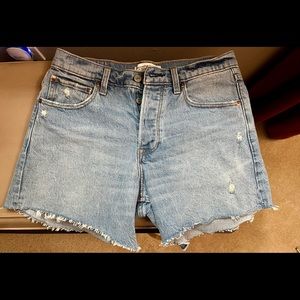 Abercrombie The 90s Baggy Low Rise Size 27/4 Denim Shorts